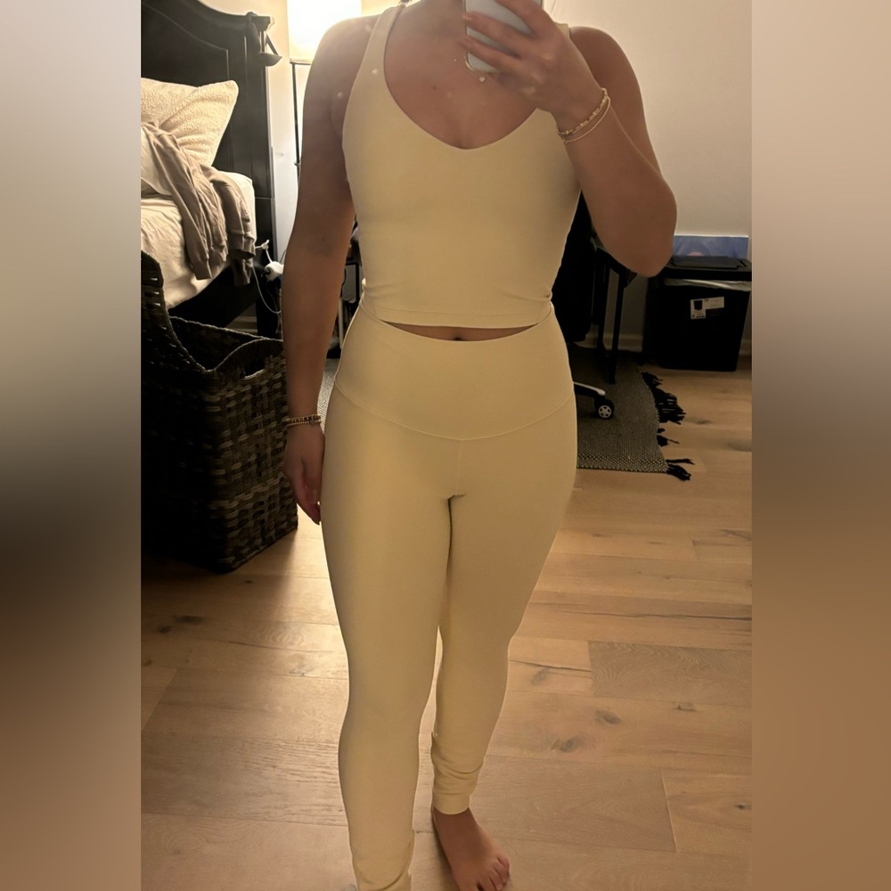 Lululemon Athletica Cream Fitted Crop Tank Top